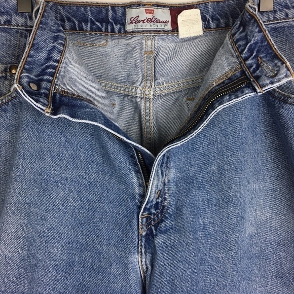 LEVI’S Vintage 545 Jean Shorts Denim Jorts Loose Fit Relaxed Medium Wash Size 40 - Picture 3 of 15